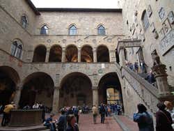 Museo Nazionale del Bargello, inside